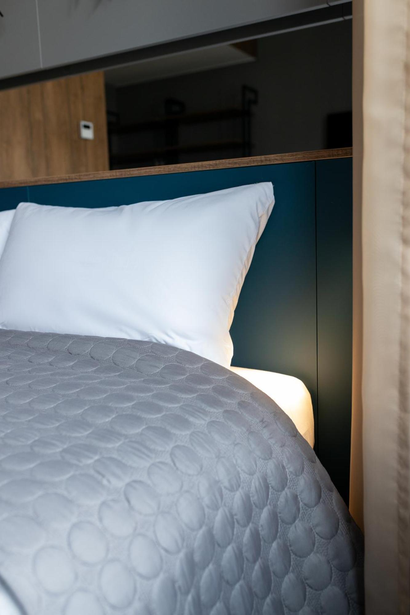 Four Sisters Luxury Rooms In Siauliai מראה חיצוני תמונה