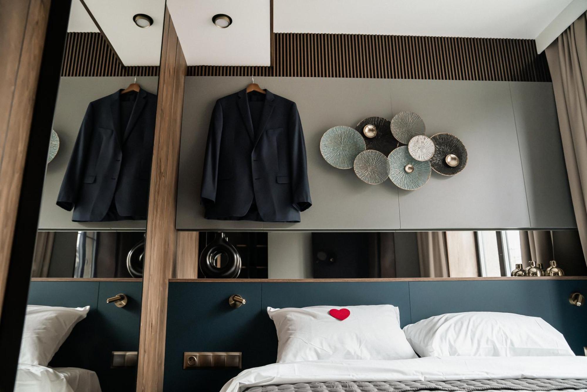 Four Sisters Luxury Rooms In Siauliai מראה חיצוני תמונה