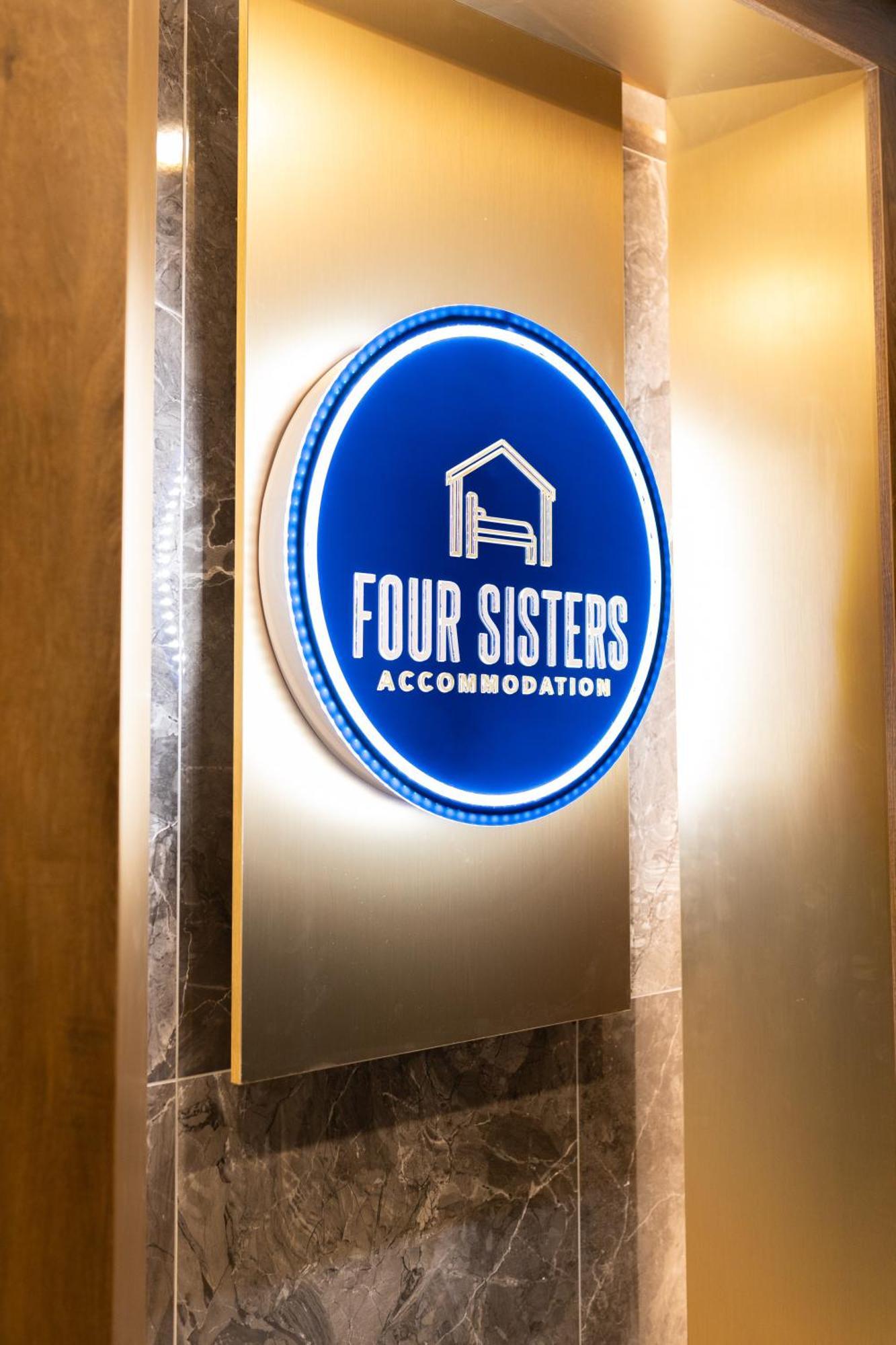 Four Sisters Luxury Rooms In Siauliai מראה חיצוני תמונה