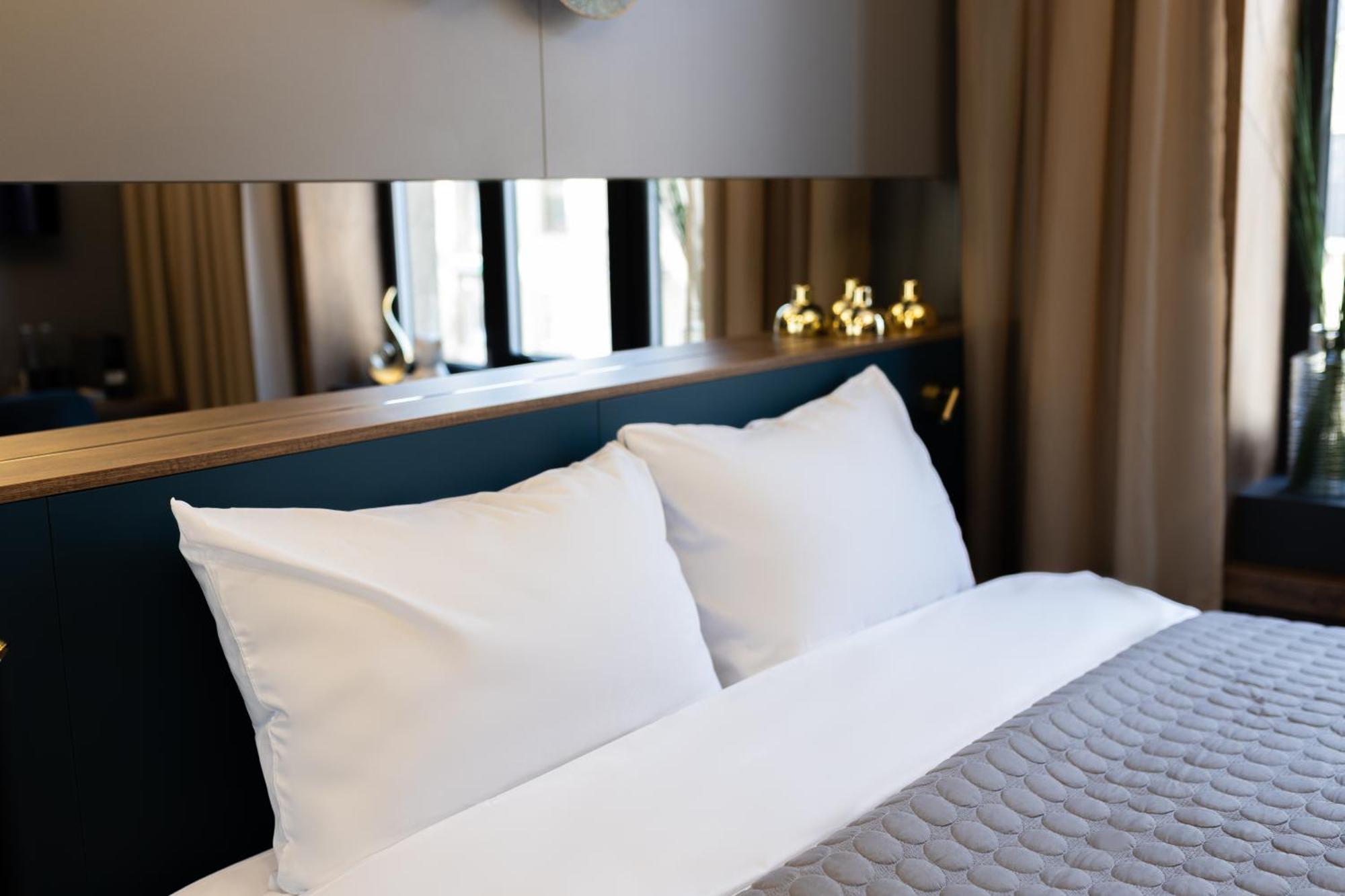 Four Sisters Luxury Rooms In Siauliai מראה חיצוני תמונה