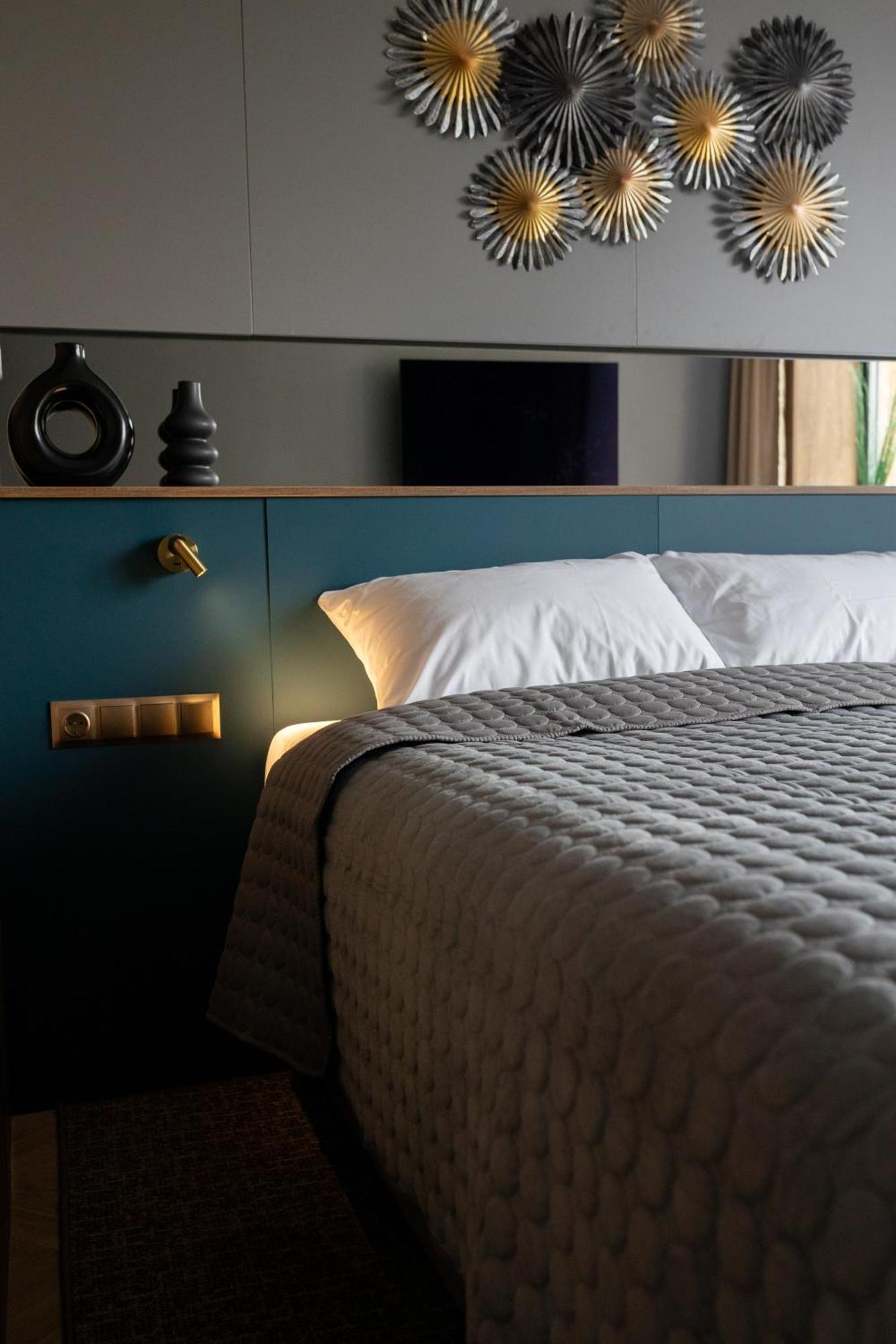 Four Sisters Luxury Rooms In Siauliai מראה חיצוני תמונה